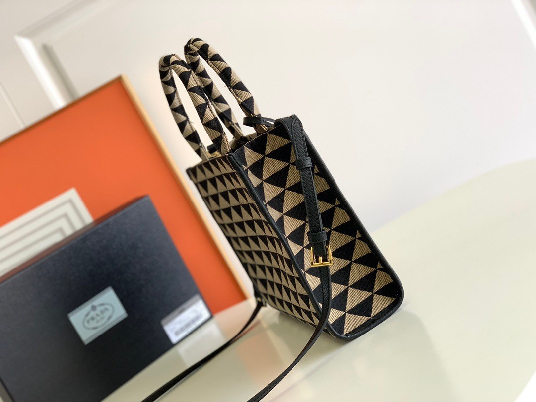 Pra*a symbole small bag in black/beige jjacquard fabric