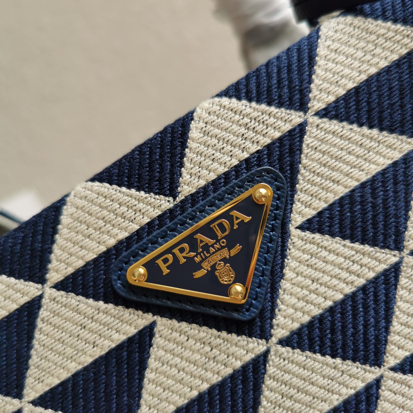 Pra*a symbole large bag in white/blue jjacquard fabric