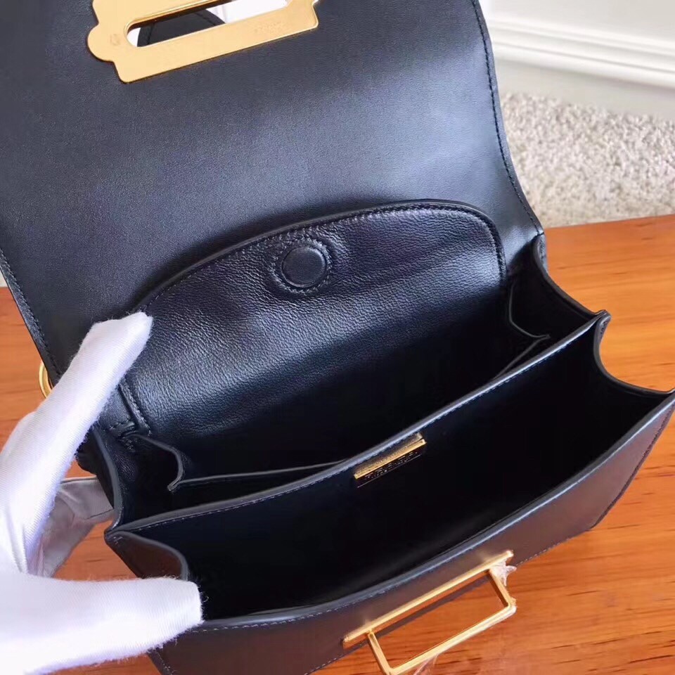 Pra*a cahier shoulder bag in black leather