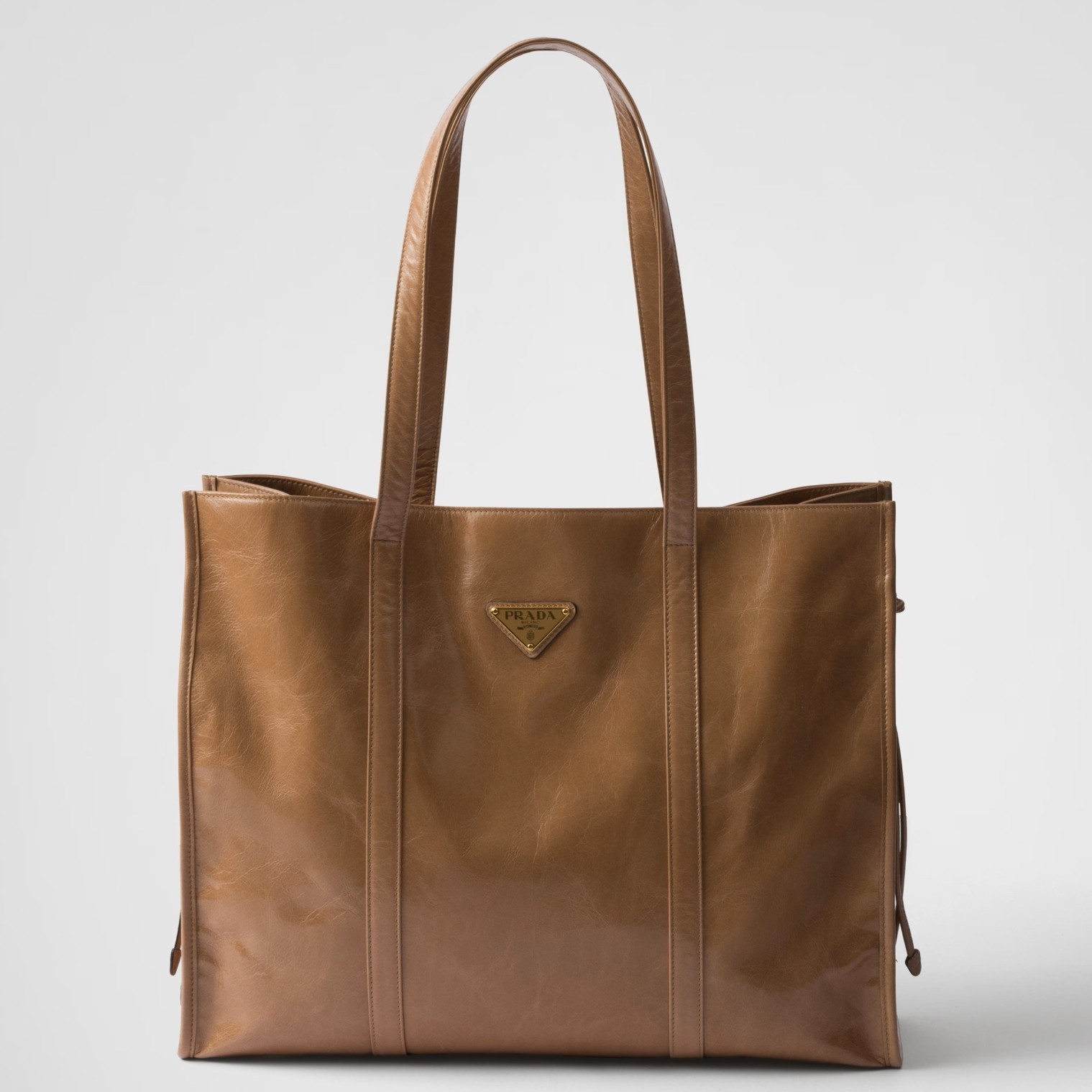 Pra*a large tote bag in brown lambskin