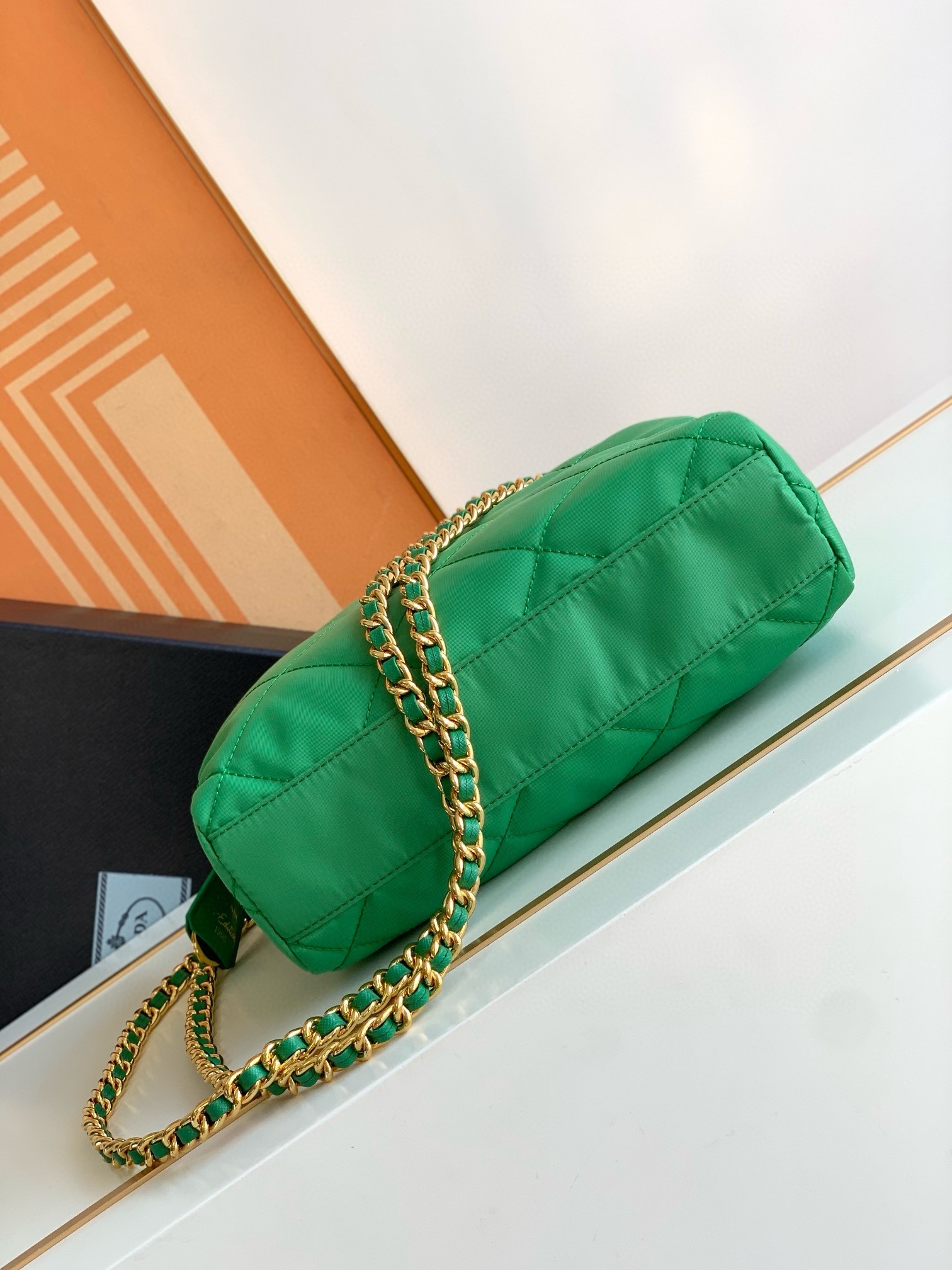 Pra*a re-edition 1995 tote bag in green re-nylon