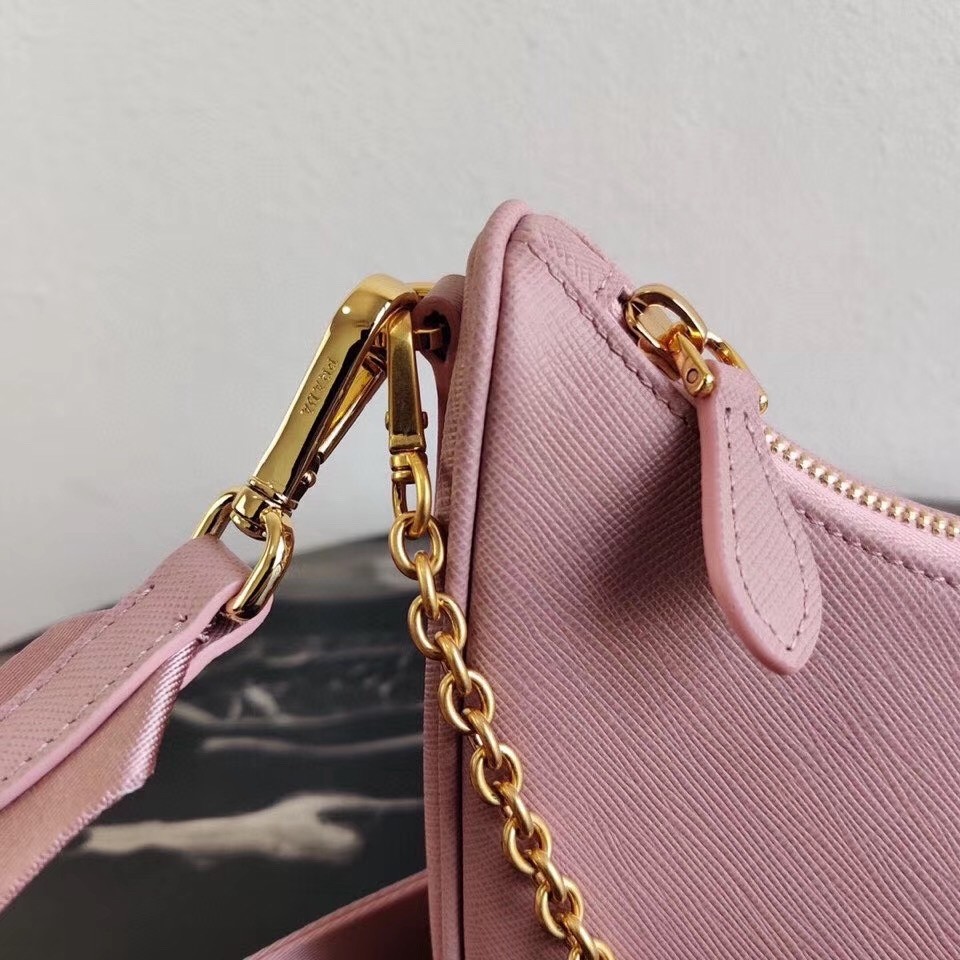 Pra*a re-edition 2005 shoulder bag in pink saffiano leather