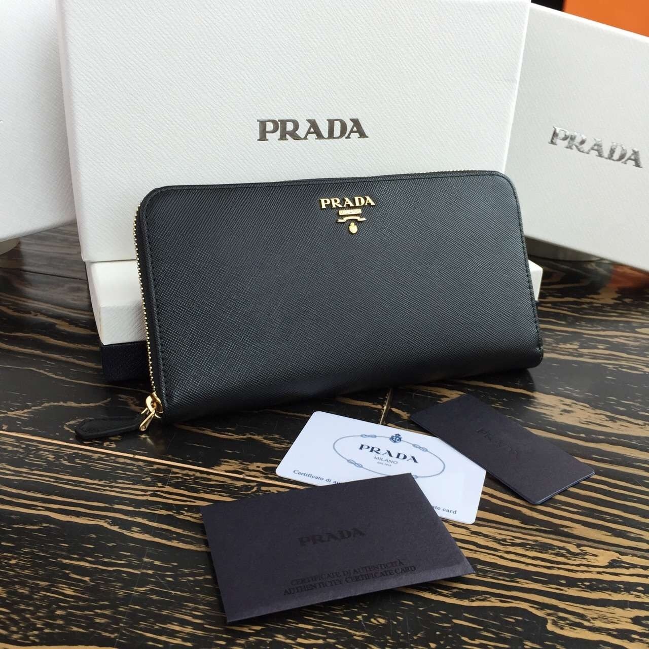 Pra*a zipped wallet in black saffiano leather