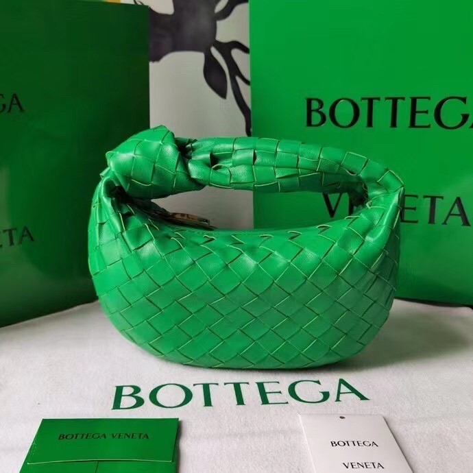 bo*te*ga Ve*ne*ta mini bv jodie bag in green woven leather