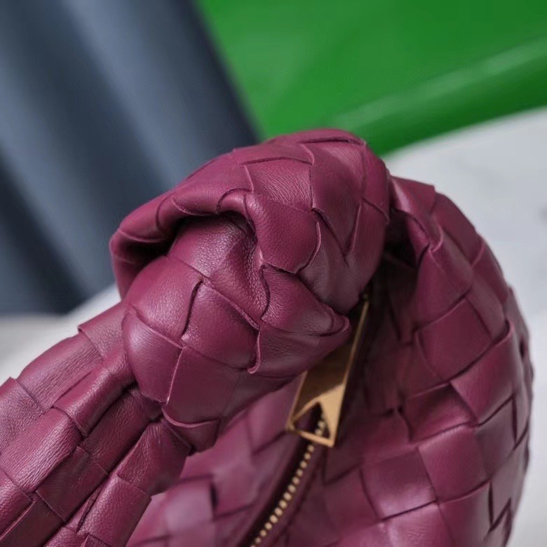 bo*te*ga Ve*ne*ta bv jodie mini bag in cinnabar intrecciato lambskin