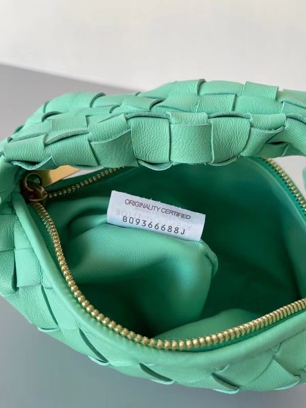 bo*te*ga Ve*ne*ta bv jodie mini bag in fountain intrecciato lambskin