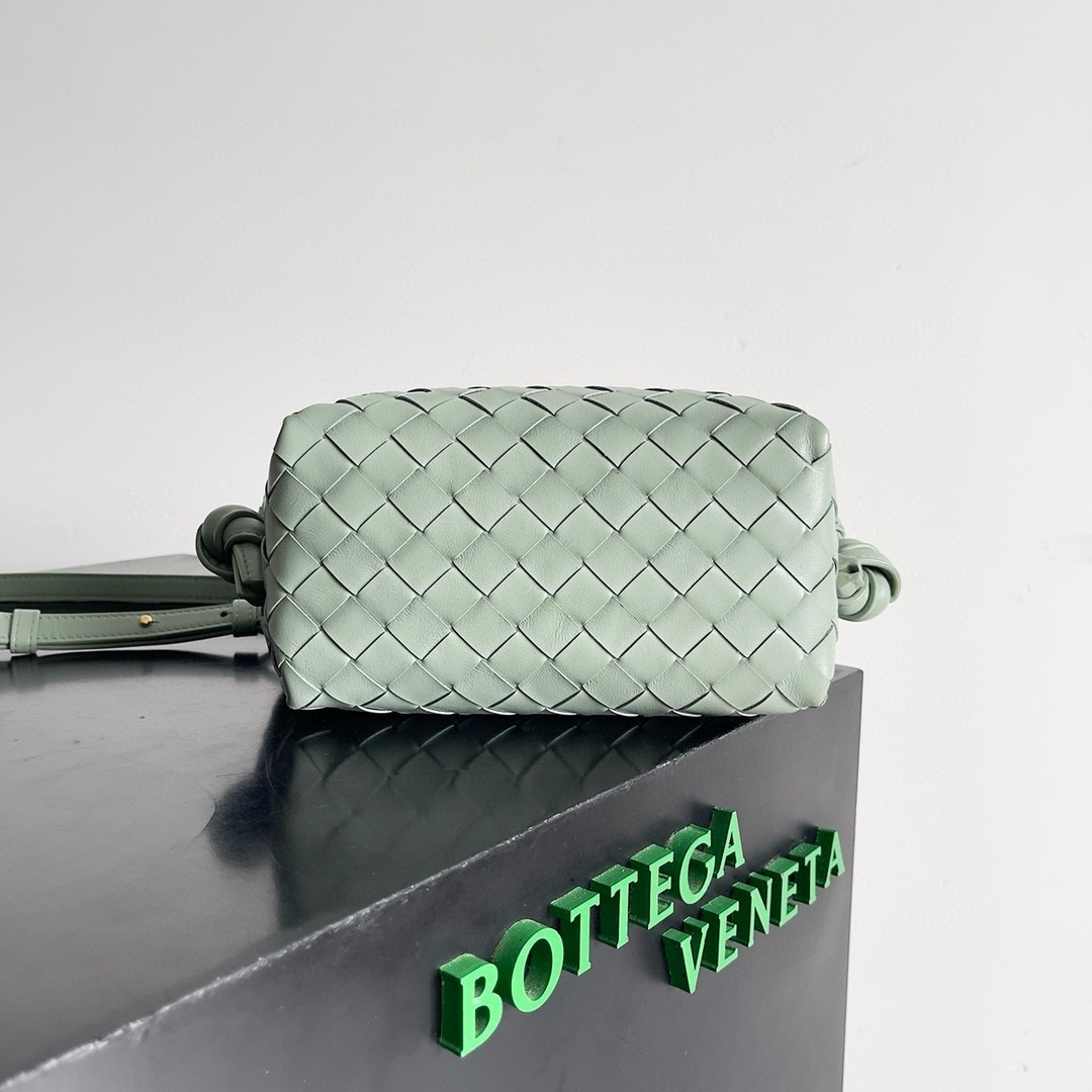 bo*te*ga Ve*ne*ta small loop crossbody bag in sauge intrecciato lambskin