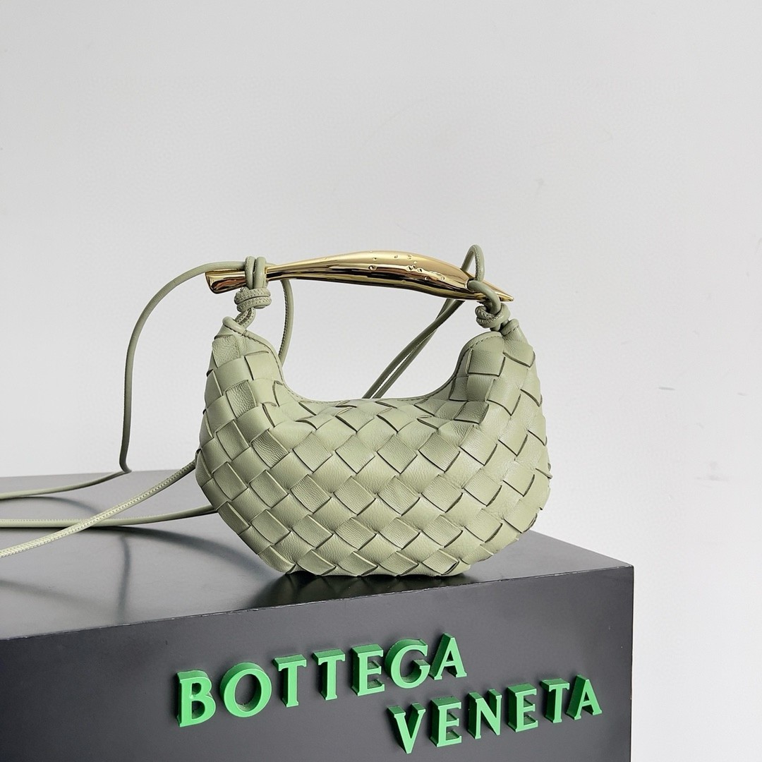 bo*te*ga Ve*ne*ta sardine mini bag in travertine intrecciato lambskin