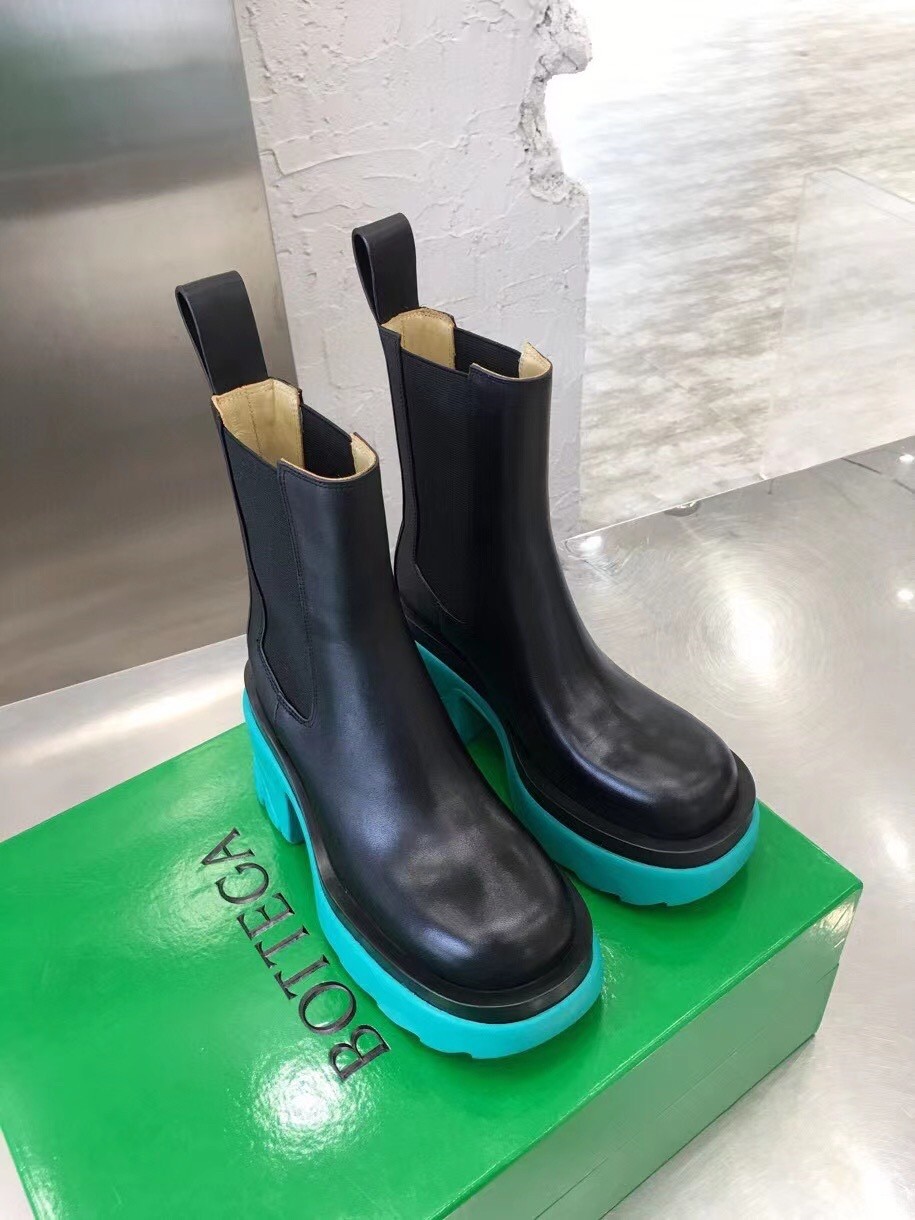 bo*te*ga Ve*ne*ta flash chelsea boots with neptune outsole