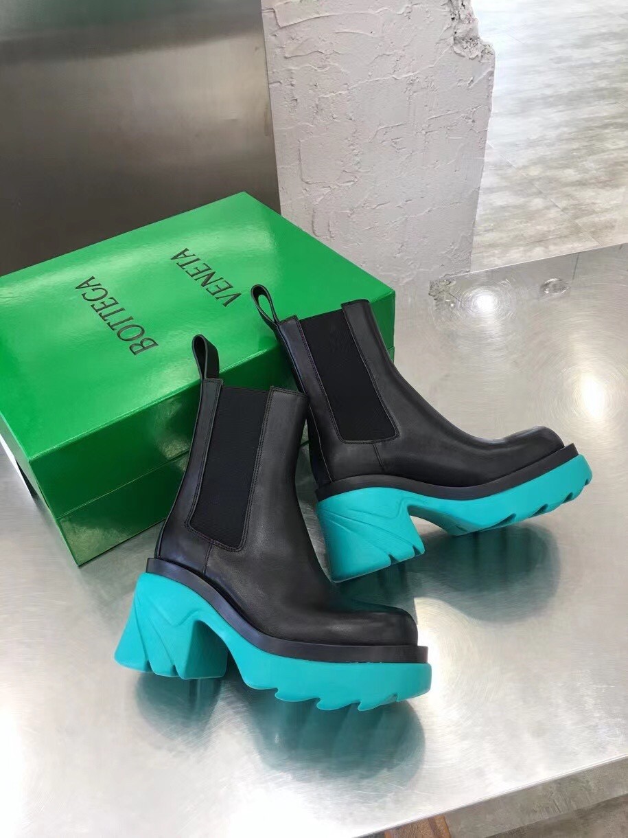 bo*te*ga Ve*ne*ta flash chelsea boots with neptune outsole