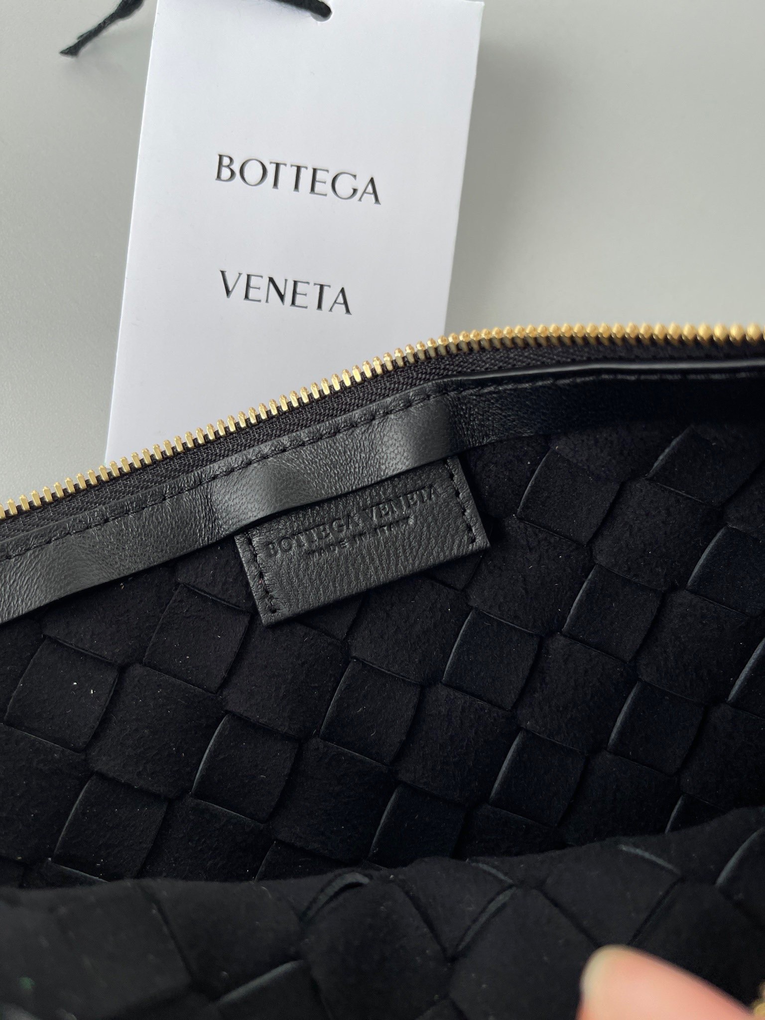 bo*te*ga Ve*ne*ta turn bag in black intrecciato lambskin