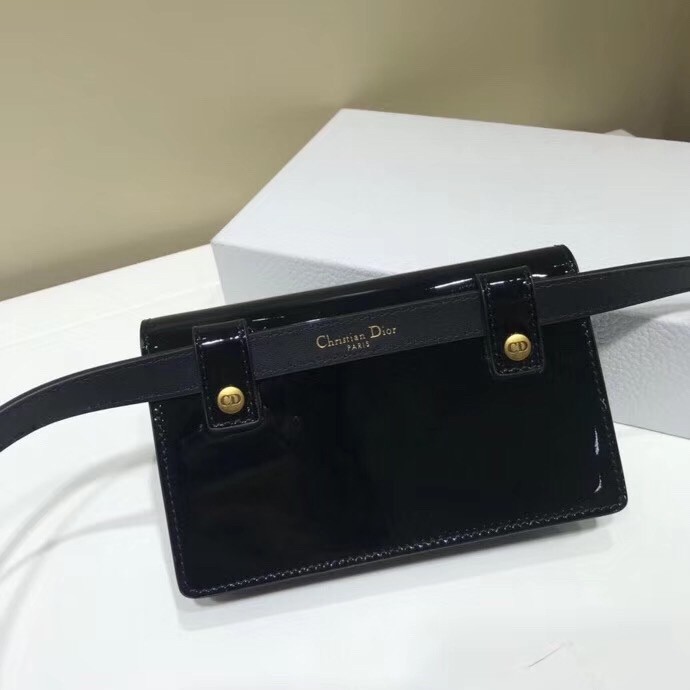 D*or saddle belt bag in black patent leather