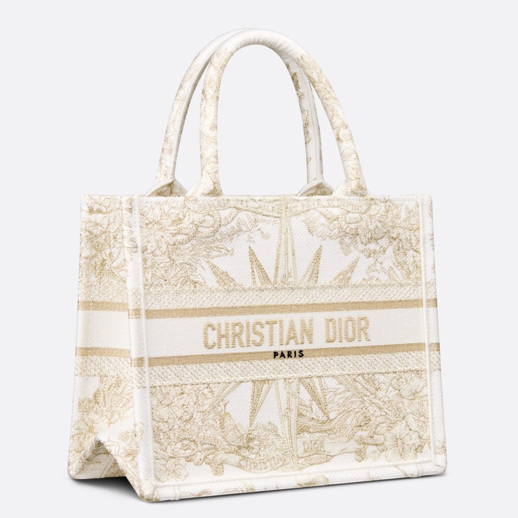 D*or small book tote bag in gold rêve d''infini embroidery