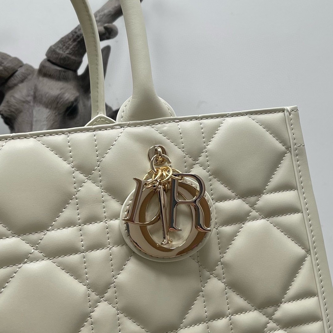 D*or medium book tote bag with strap in white macrocannage calfskin