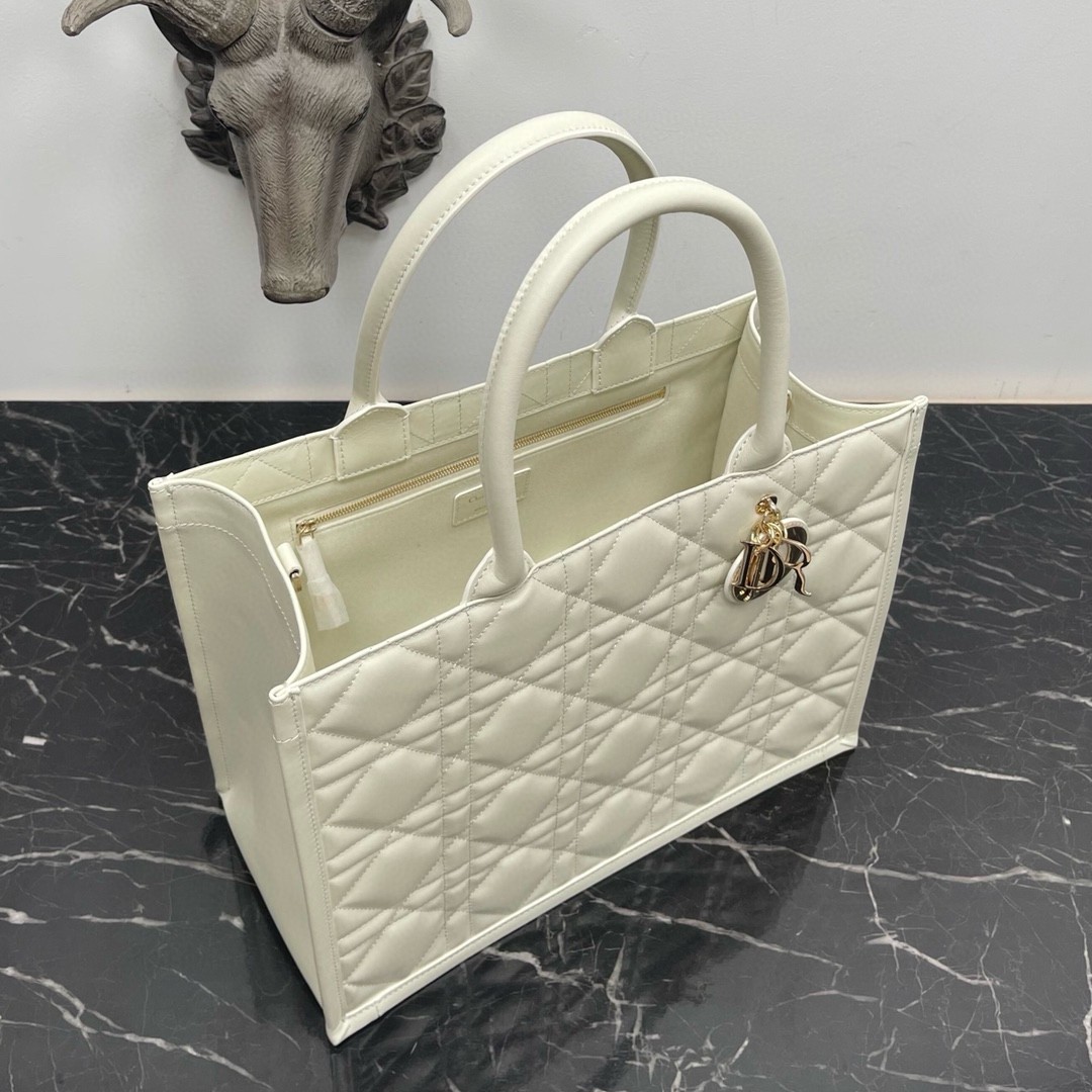 D*or medium book tote bag with strap in white macrocannage calfskin