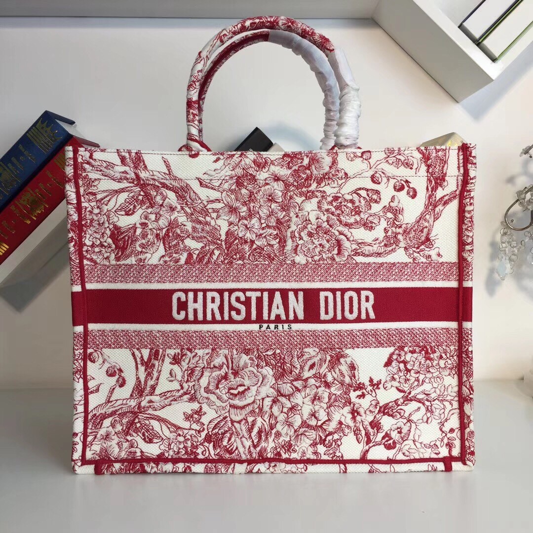 D*or book tote bag in red hydrangea flowers canvas