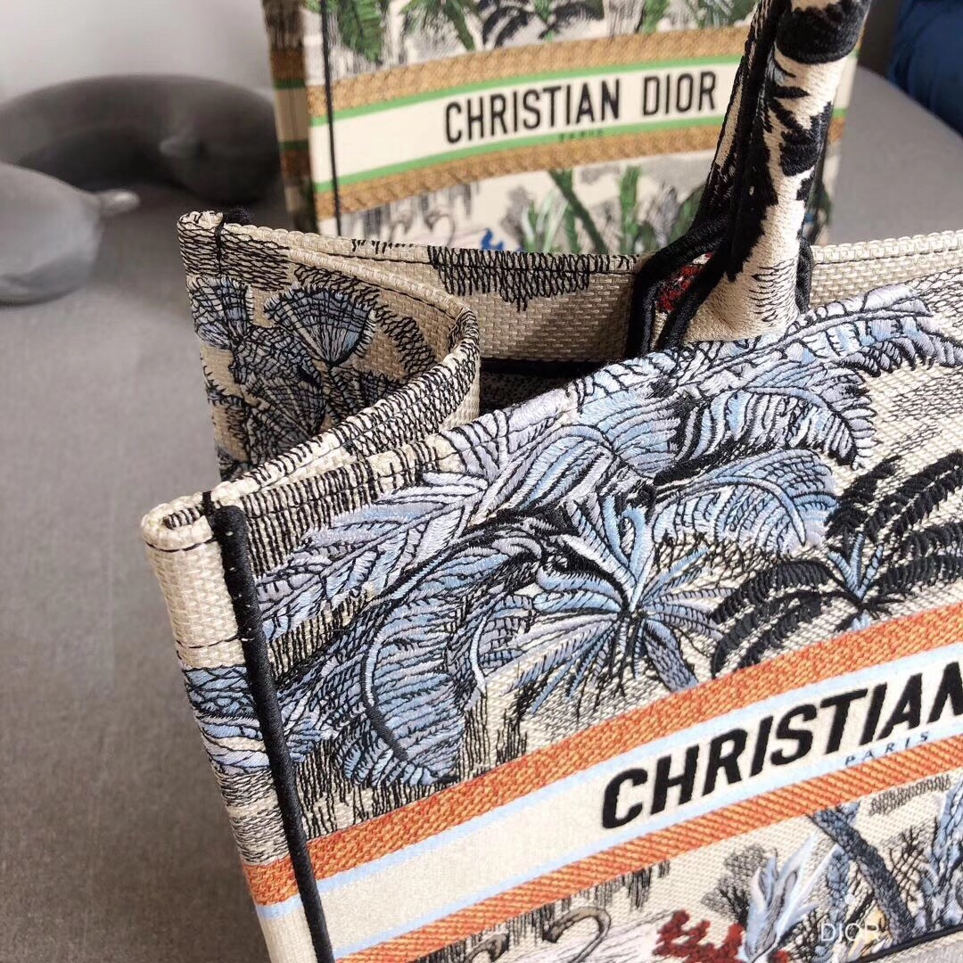 d*or book tote bag in De*1m blue toile de jouy tropicalia