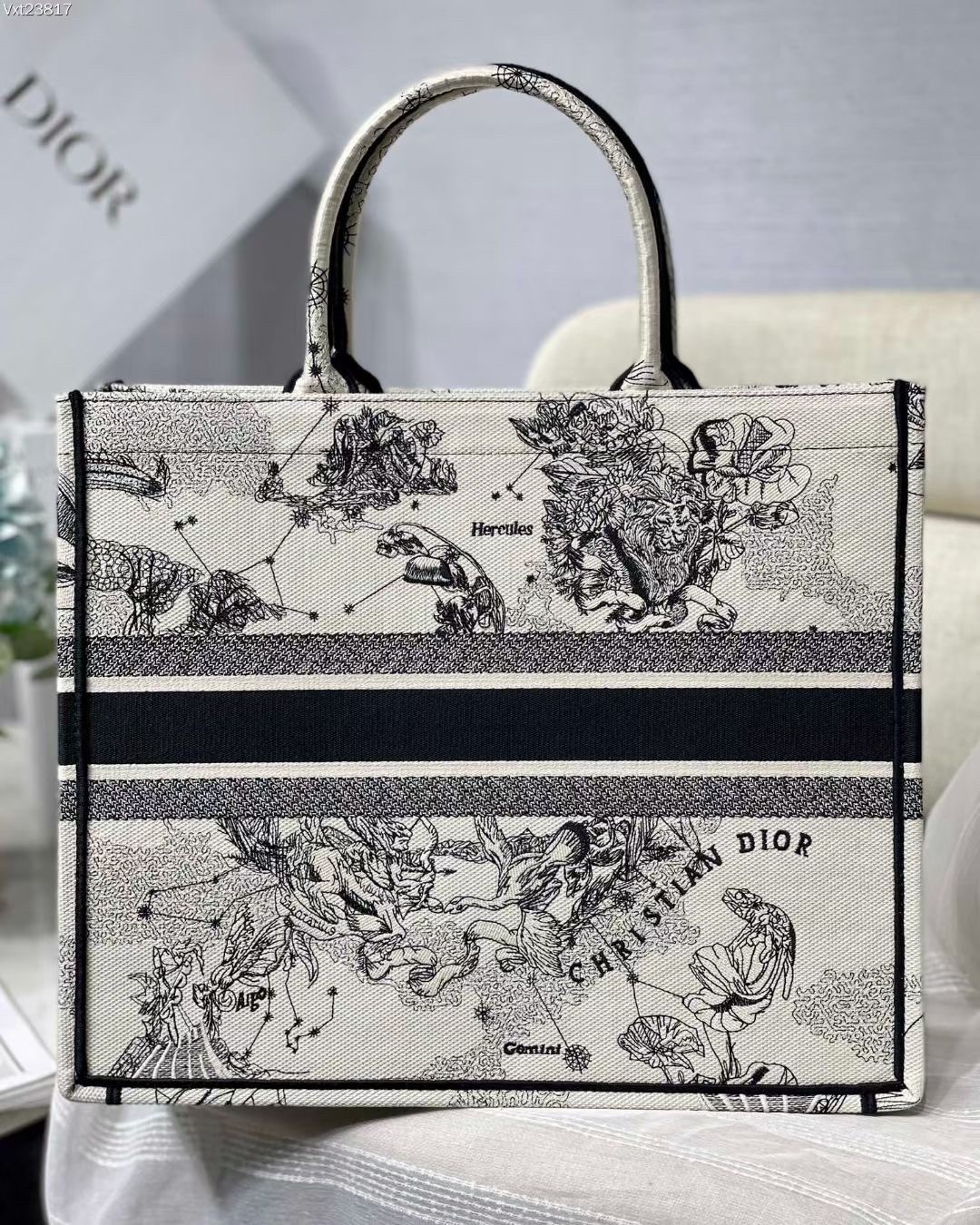 D*or large book tote bag in white toile de jouy zodiac embroidery