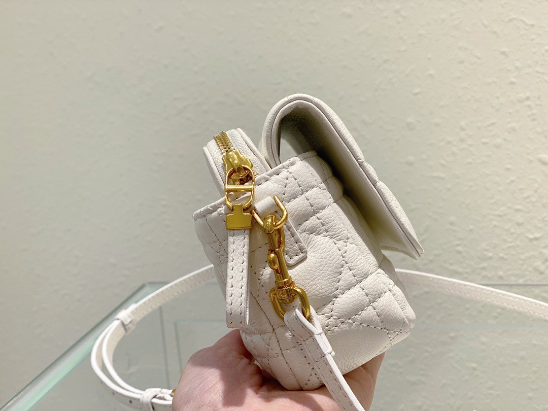D*or caro pouch in white cannage calfskin