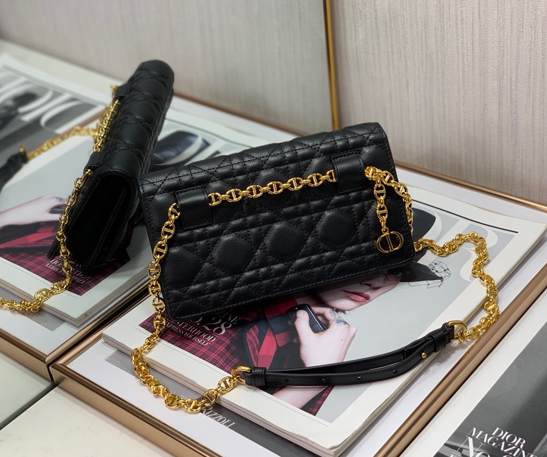 D*or caro chain pouch in black cannage calfskin