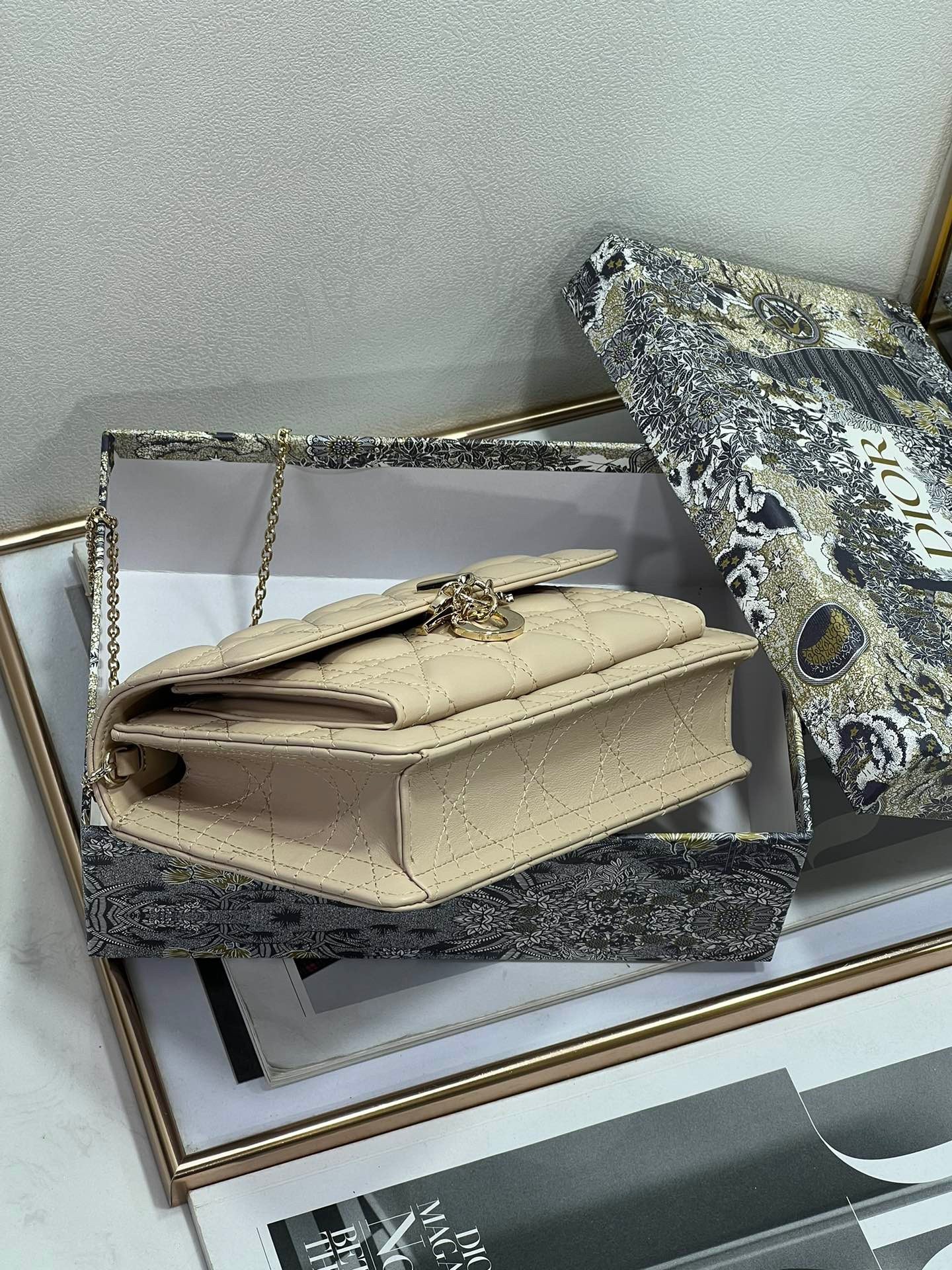D*or lady D*or chain pouch in beige cannage lambskin