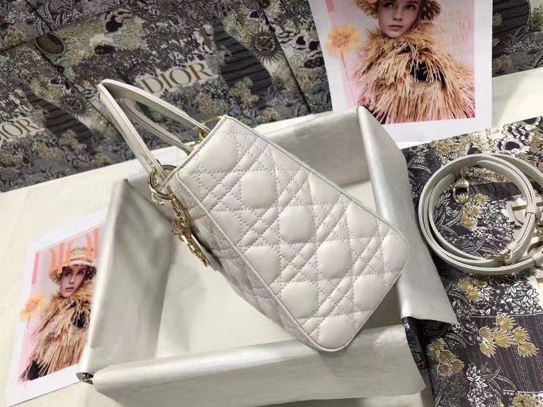 D*or medium lady D*or bag in white cannage lambskin