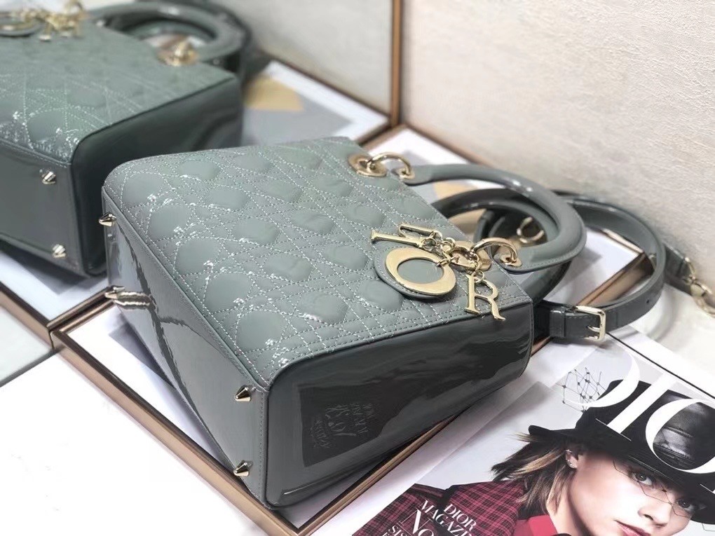 D*or medium lady D*or bag in grey patent cannage calfskin
