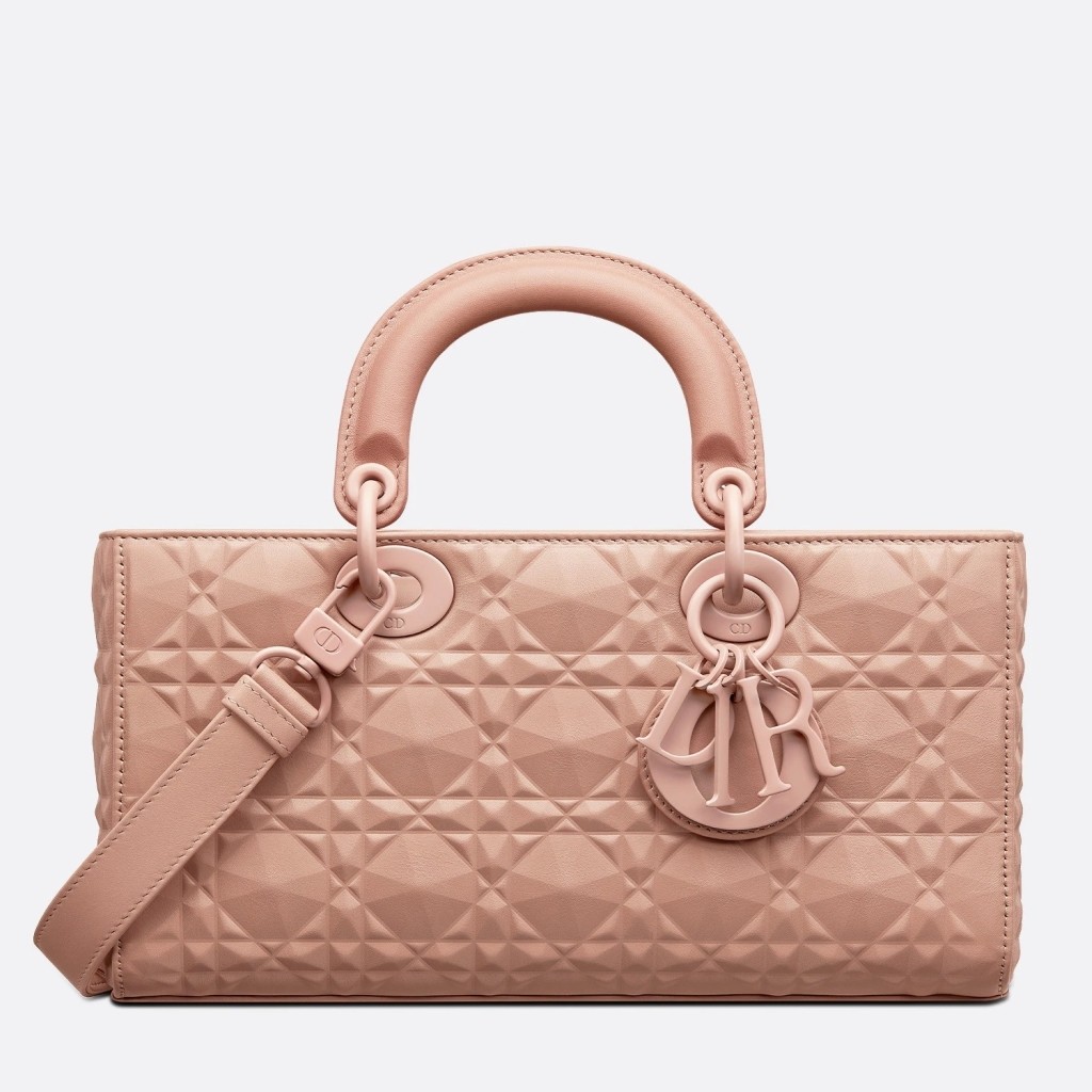 d*or lady d-joy bag in poudre calfskin with Di*m*nd motif