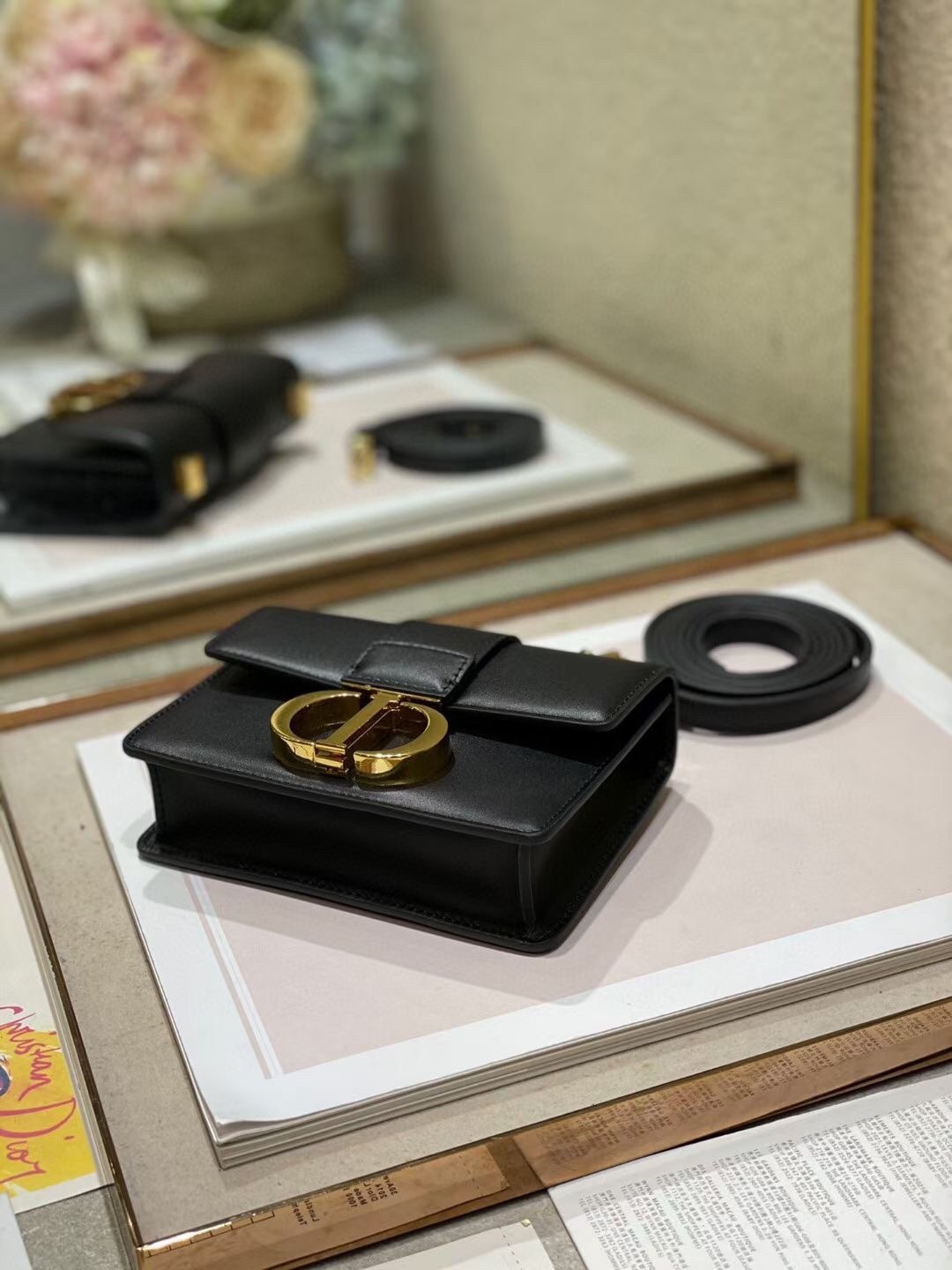 D*or micro 30 montaigne bag in black calfskin
