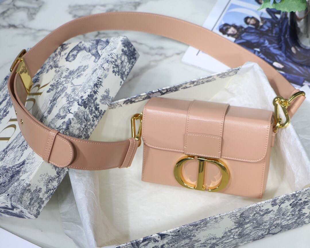 D*or 30 montaigne box bag in powder box calfskin