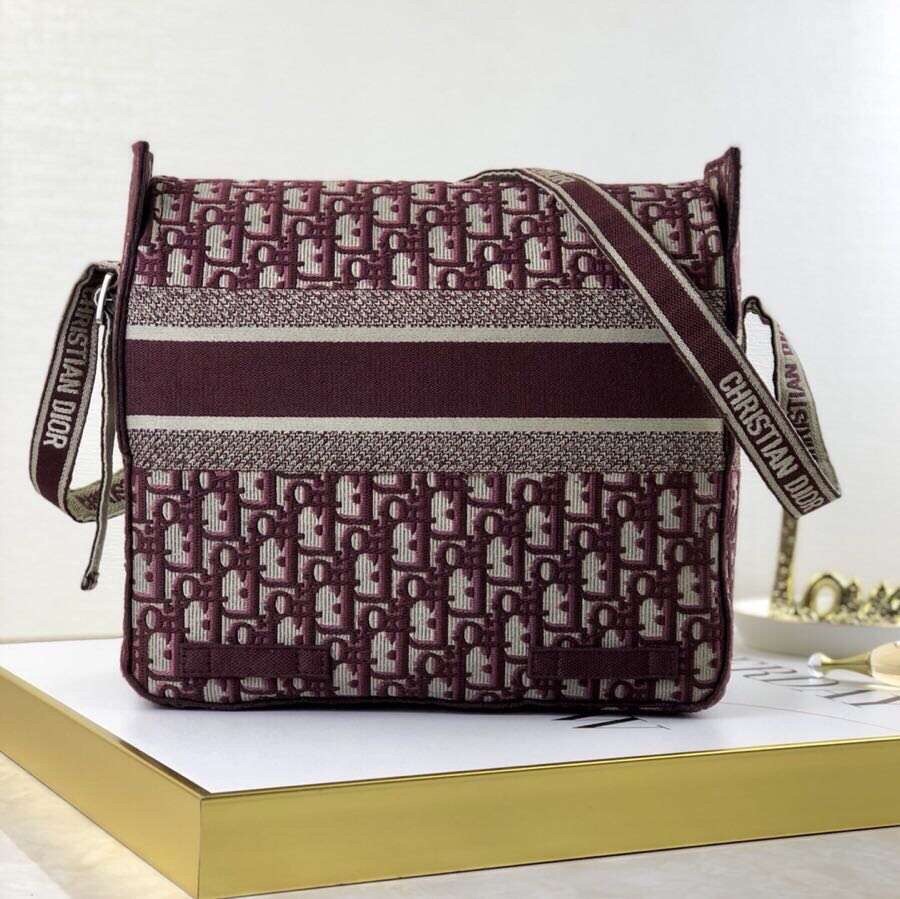 D*or bordeaux oblique D*orcamp messenger bag