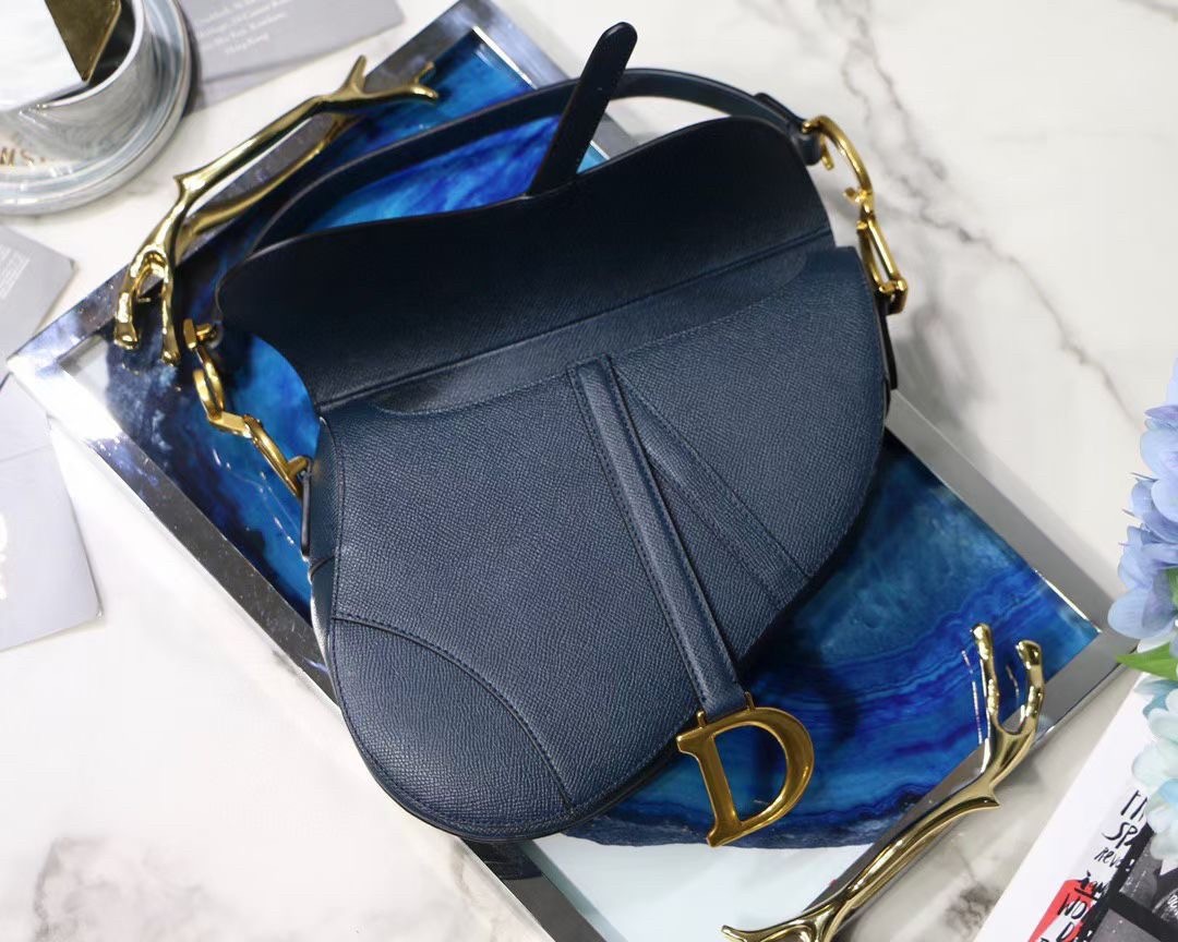 D*or saddle bag in navy blue grained calfskin