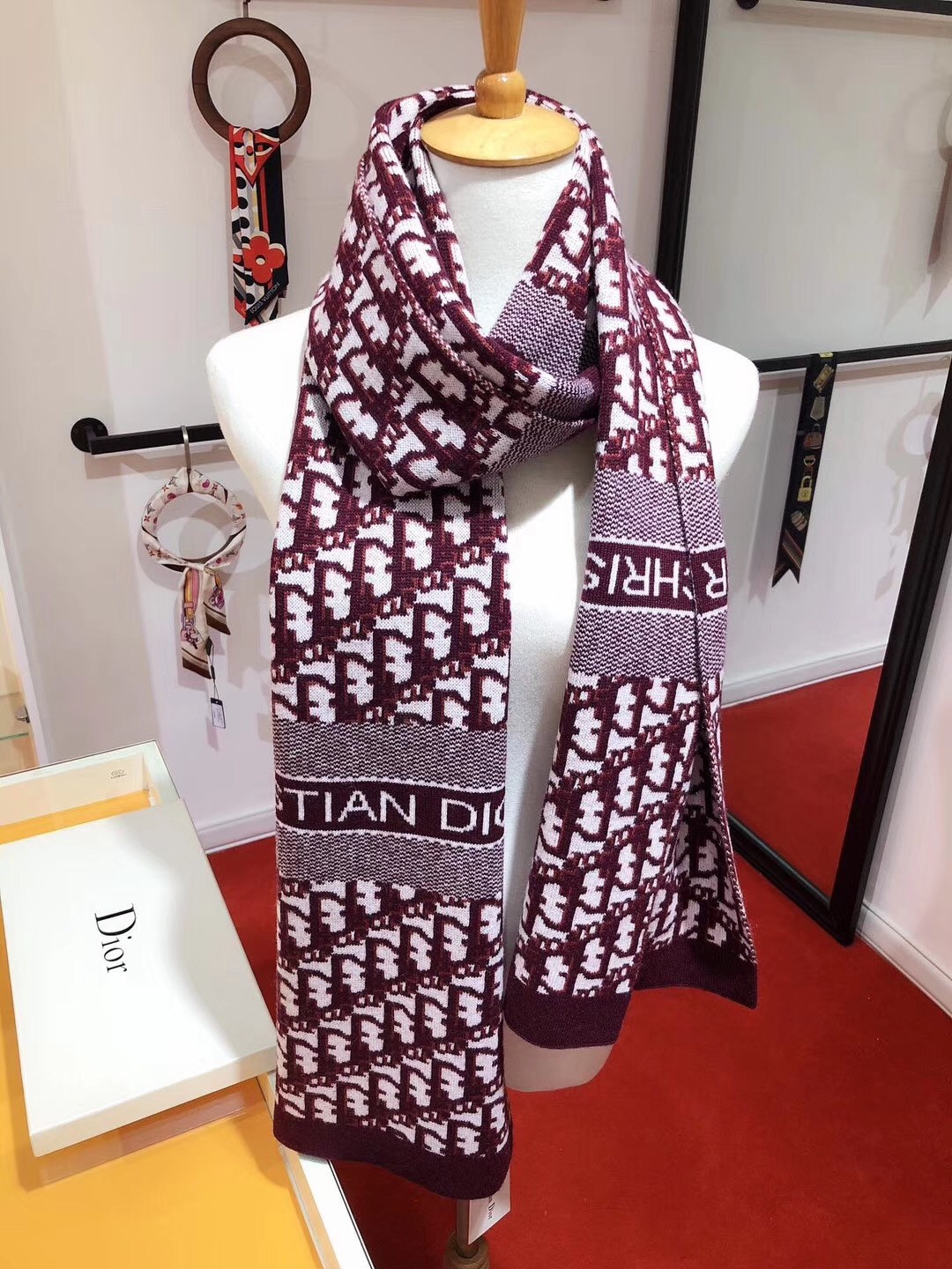 D*or cd oblique stole in bordeaux wool and cashmere