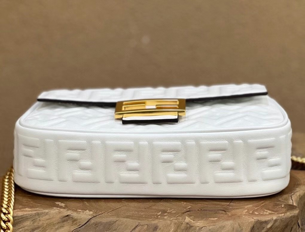 F**di baguette chain midi bag in white nappa leather