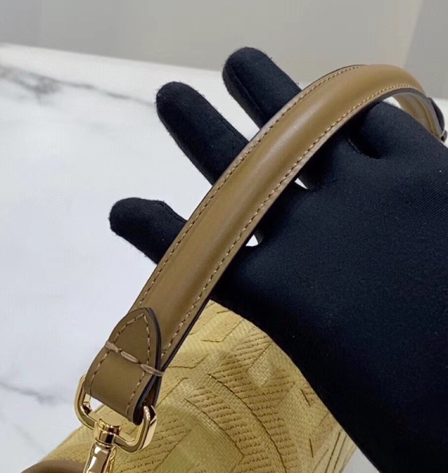 F**di baguette medium bag in natural straw