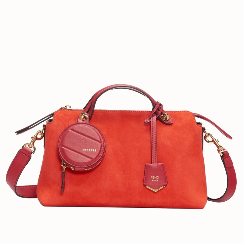 F**di by the way medium bag in piment suede