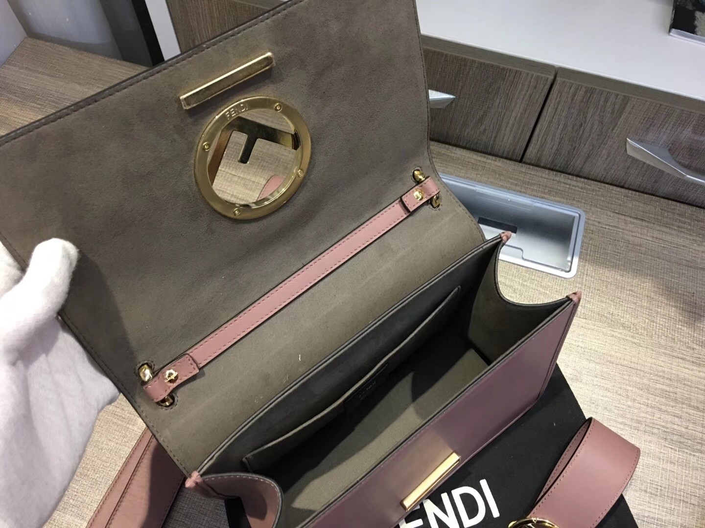 F**di kan i f shoulder bag in pink calfskin