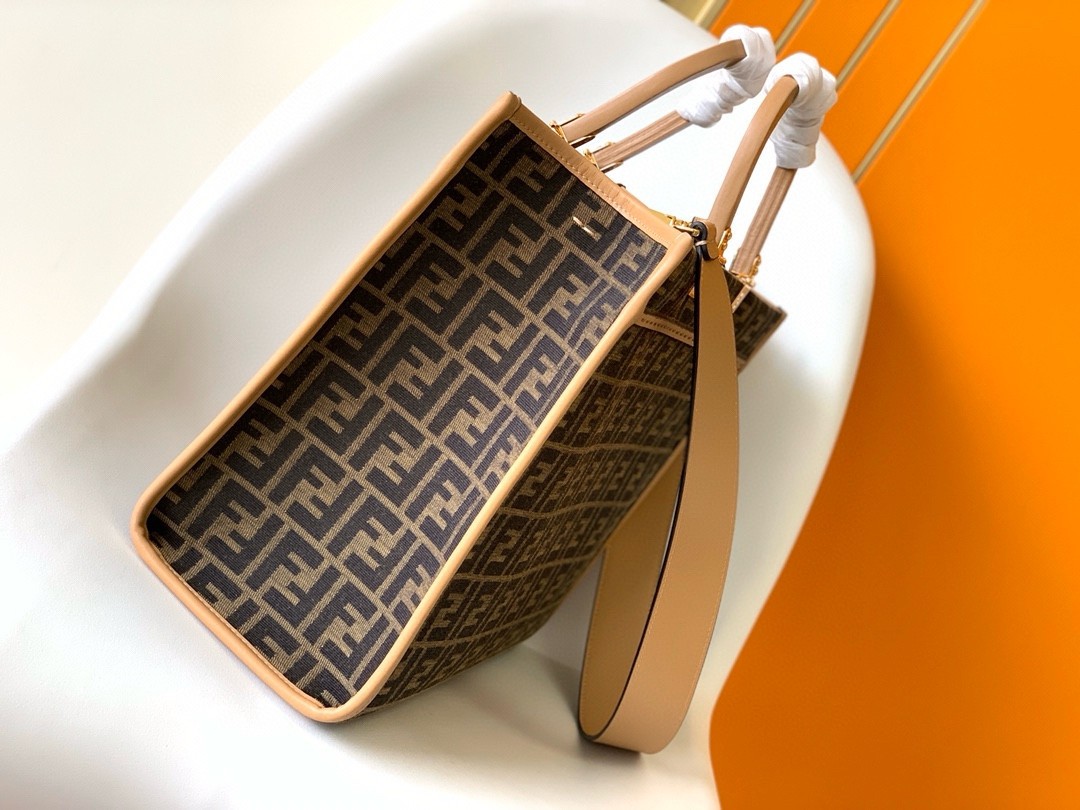 F**di sunshine medium tote bag in brown ff jacquard fabric