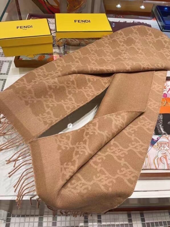 F**di karl scarf in beige wool and cashmere