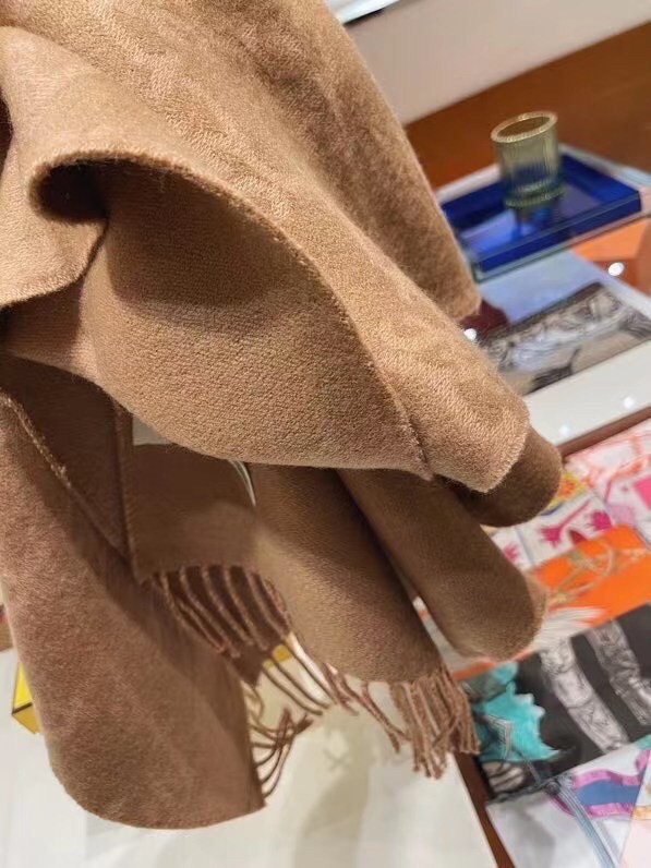 F**di karl scarf in beige wool and cashmere