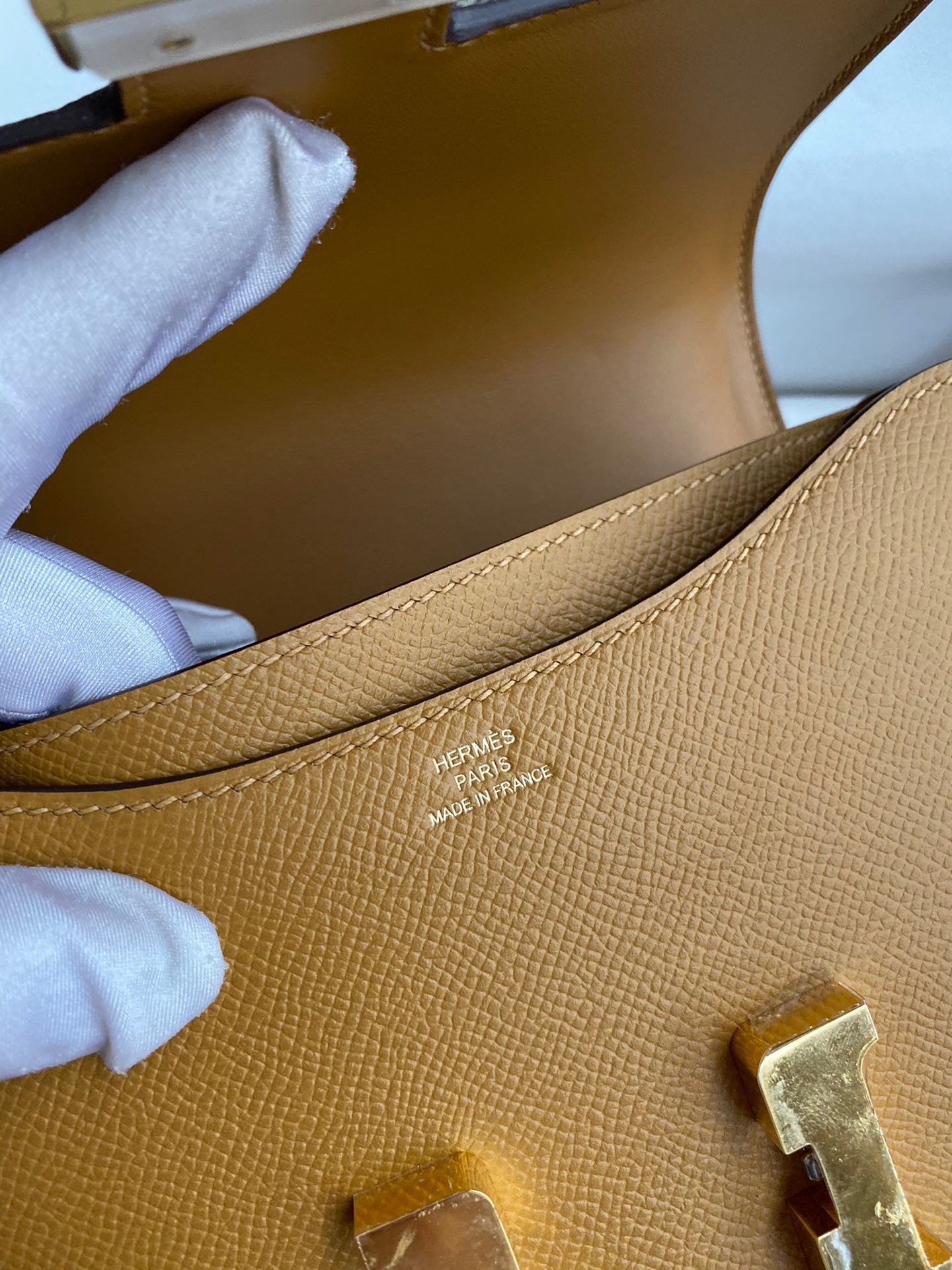 H**mes constance 18 handmade bag in sesame epsom calfskin