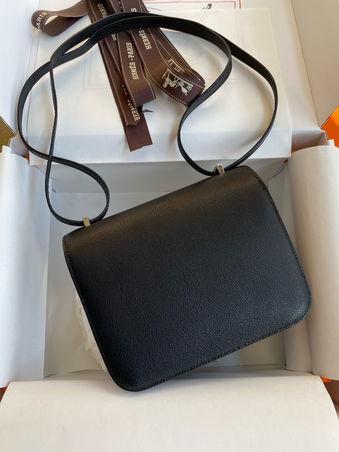 H**mes constance enamel 18 handmade bag in black swift calfskin