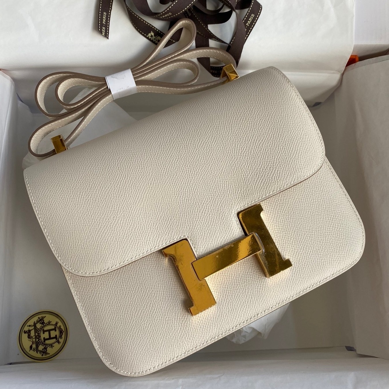 H**mes constance 24 handmade bag in craie epsom calfskin