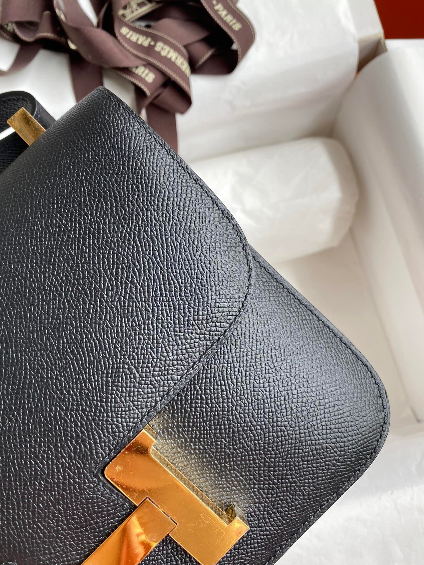 H**mes constance 24 handmade bag in black epsom calfskin