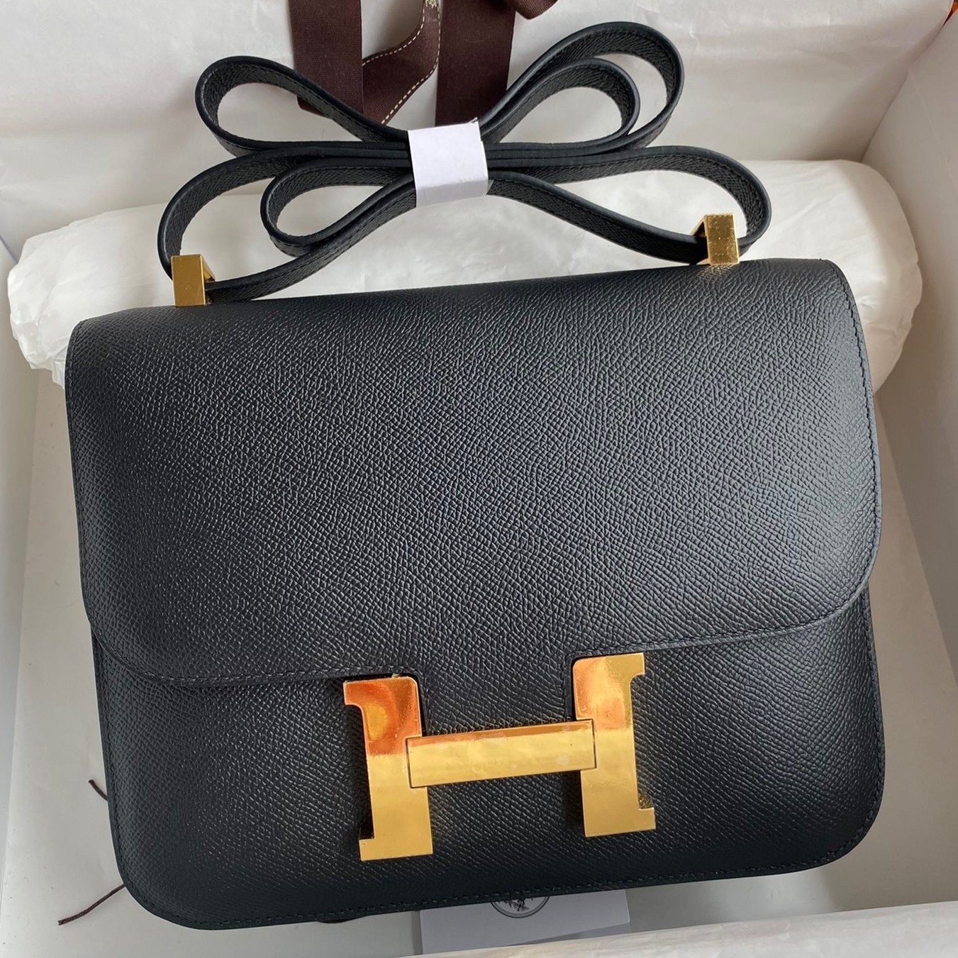 H**mes constance 24 handmade bag in black epsom calfskin
