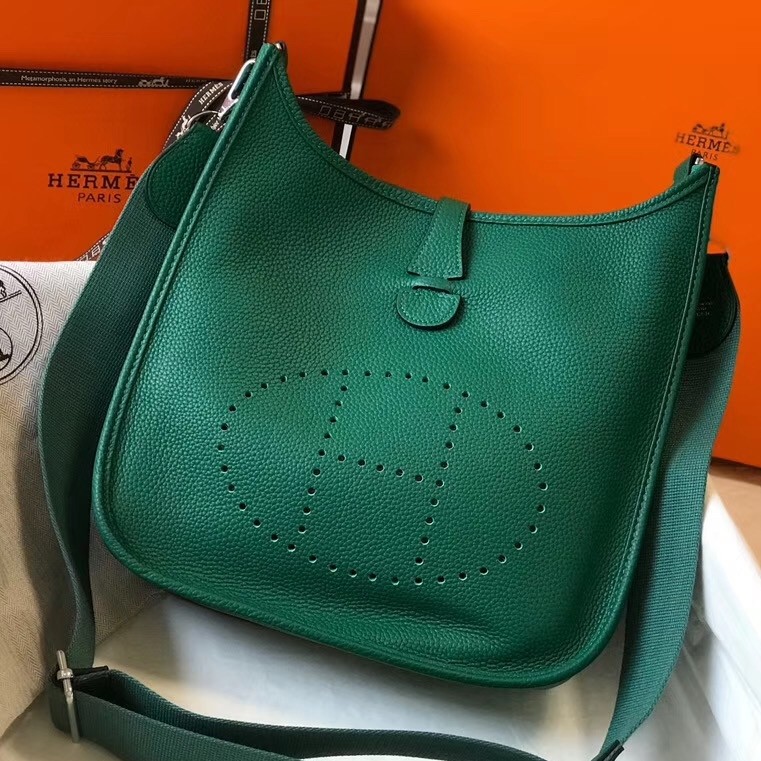 H**mes evelyne iii 29 pm bag in vert vertigo clemence leather