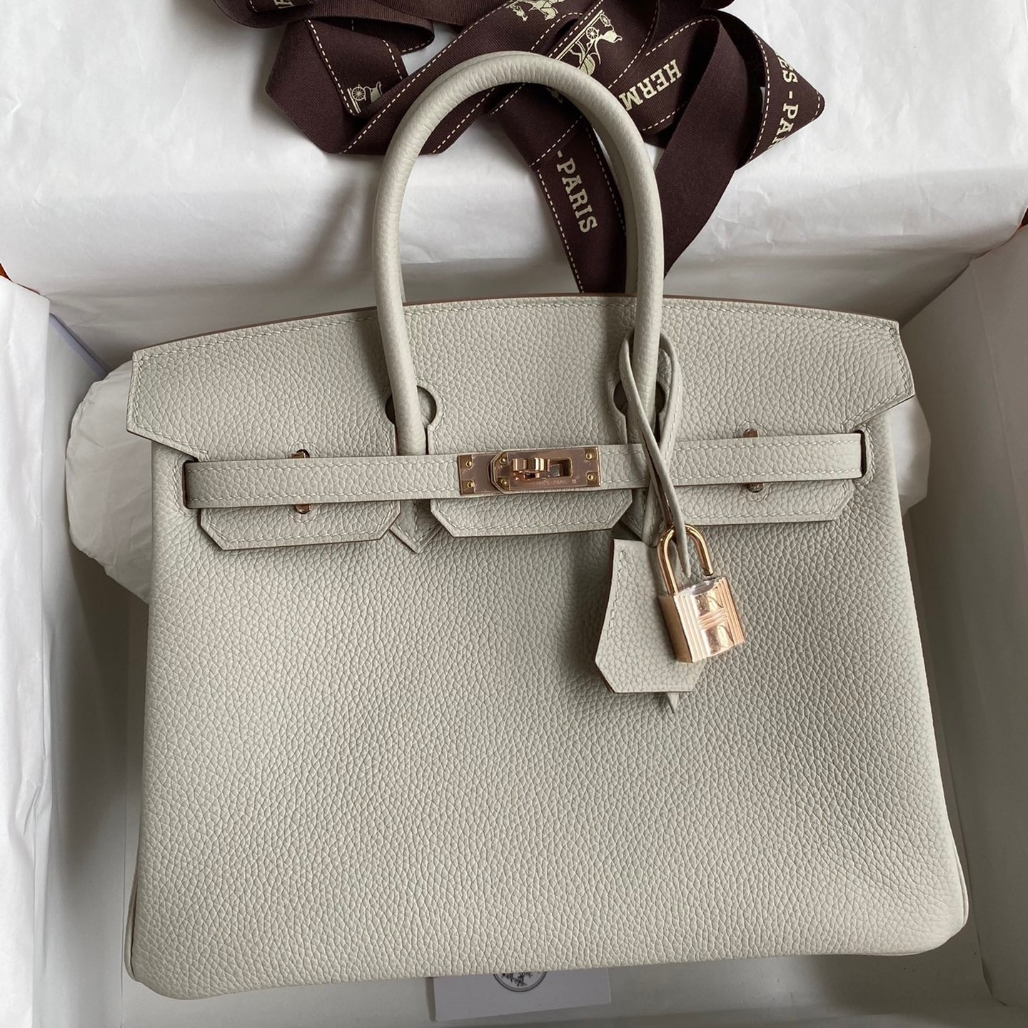H**mes birkin 25 retourne handmade bag in pearl grey clemence leather