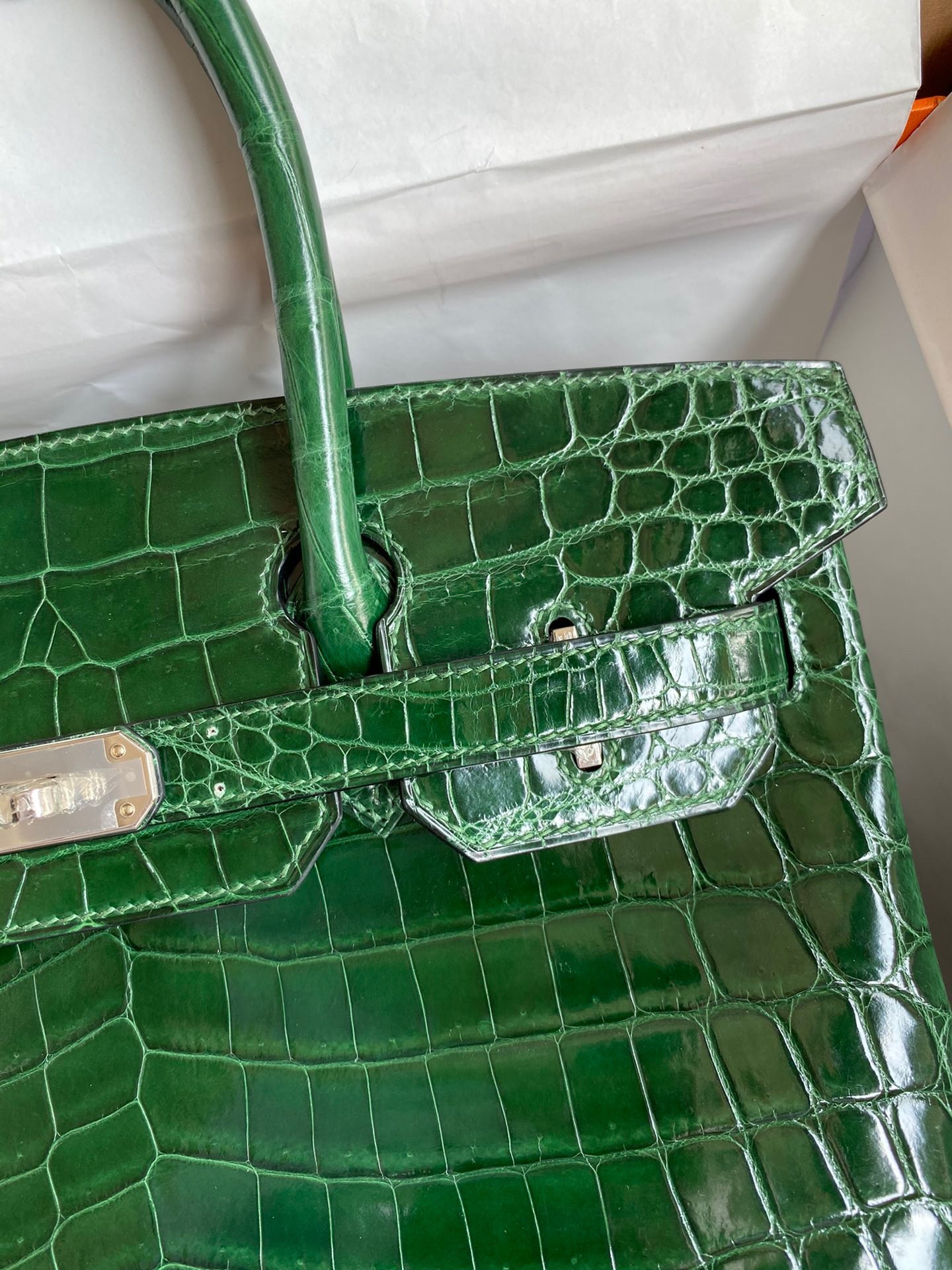 H**mes birkin 30 handmade bag in malachite crocodile niloticus shiny skin