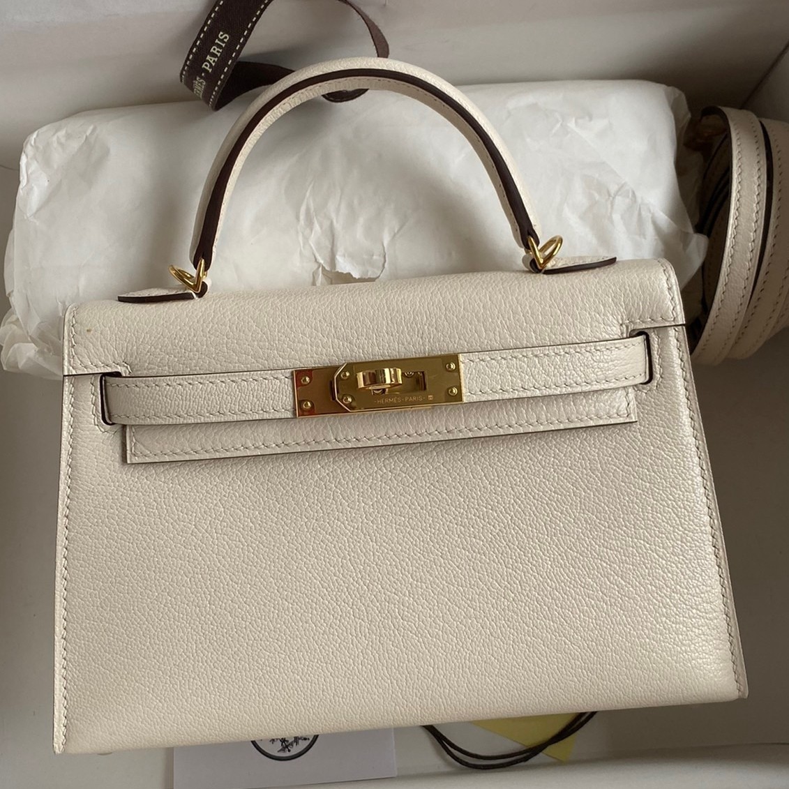 H**mes kelly mini ii sellier handmade bag in nata chevre mysore leather