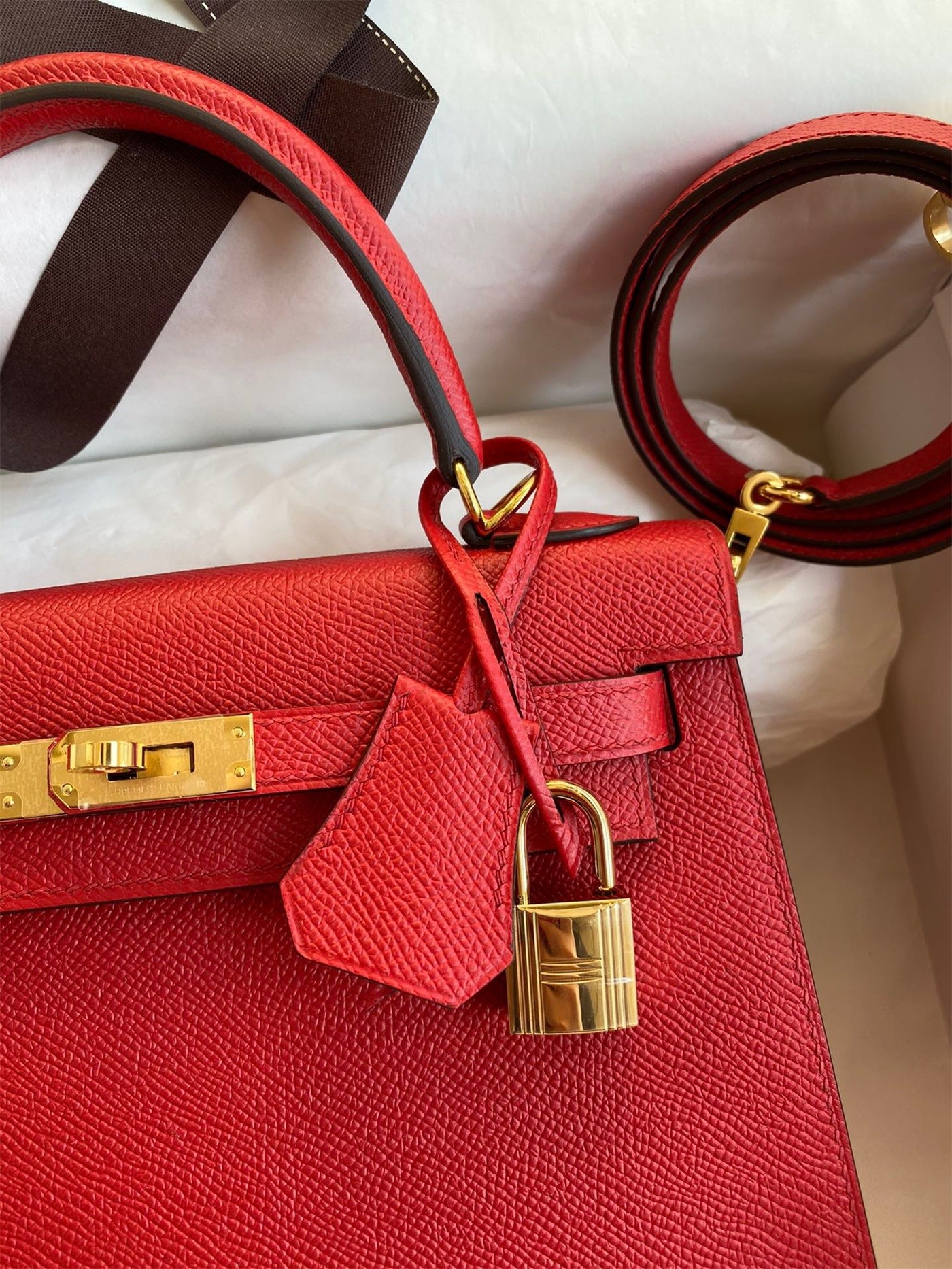 H**mes kelly sellier 25 handmade bag in red epsom calfskin